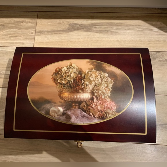 Vintage Western Germany Mahogany Treasure box - Picture 4 of 13